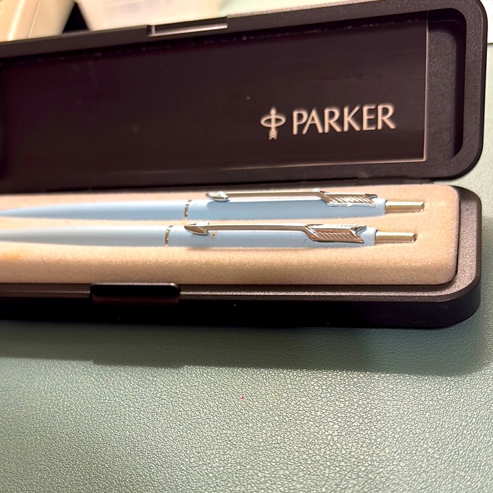 VTG Parker Bro. Light Blue Arrow Clip Ballpoint Pen Set - Men Accessories